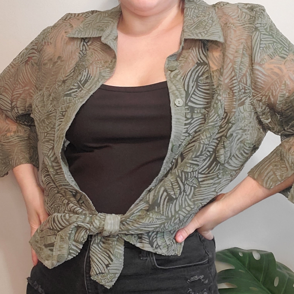 Sheer green leaves button down vintage